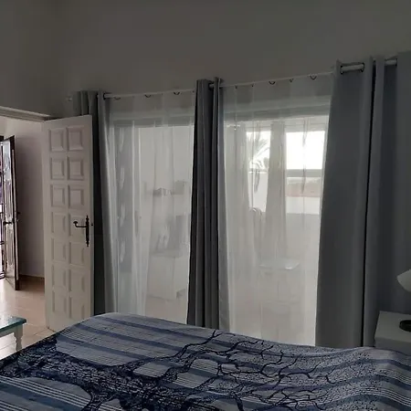 Lägenhet House Of Sunset *